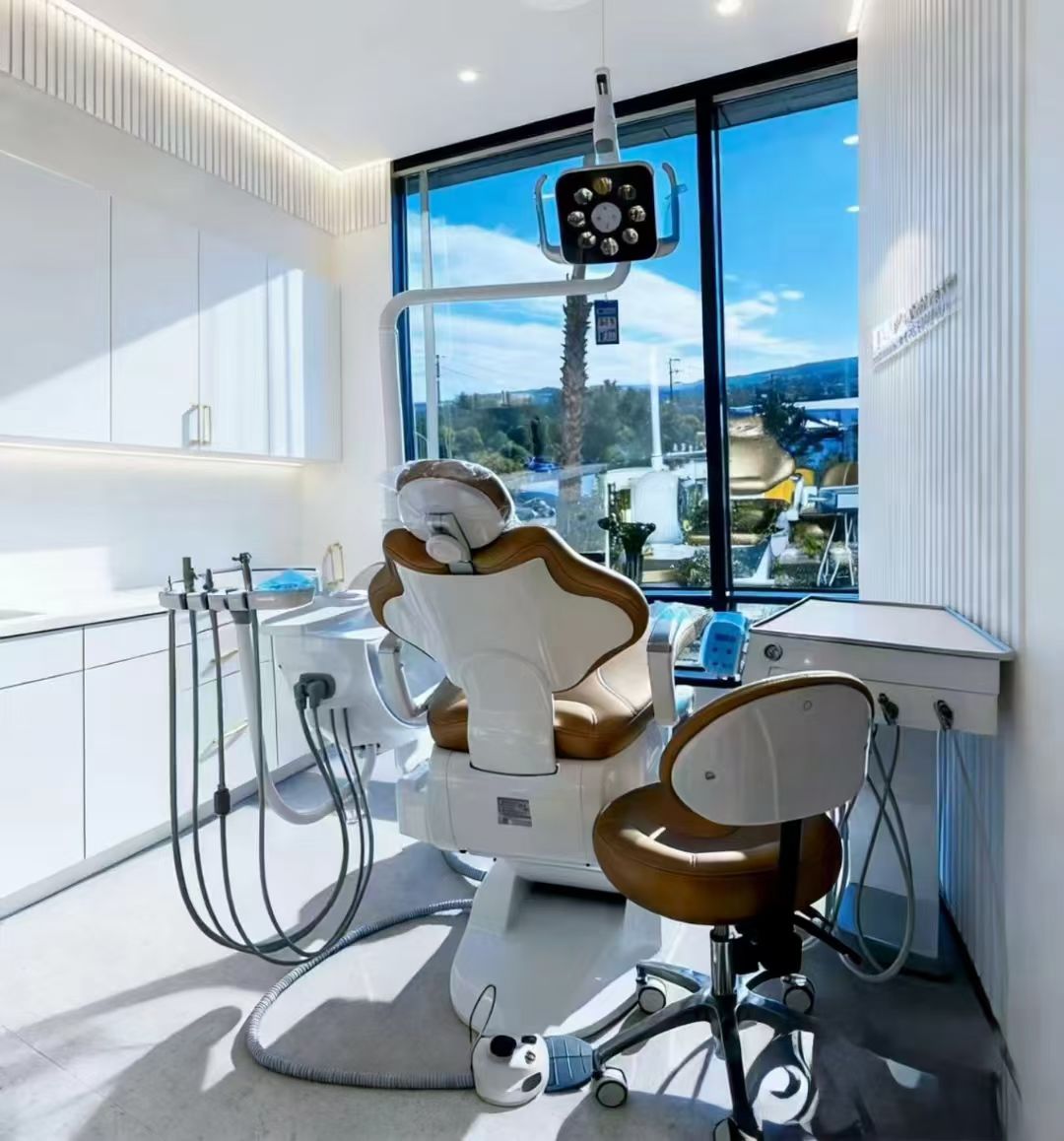 Modern dental treatment room
